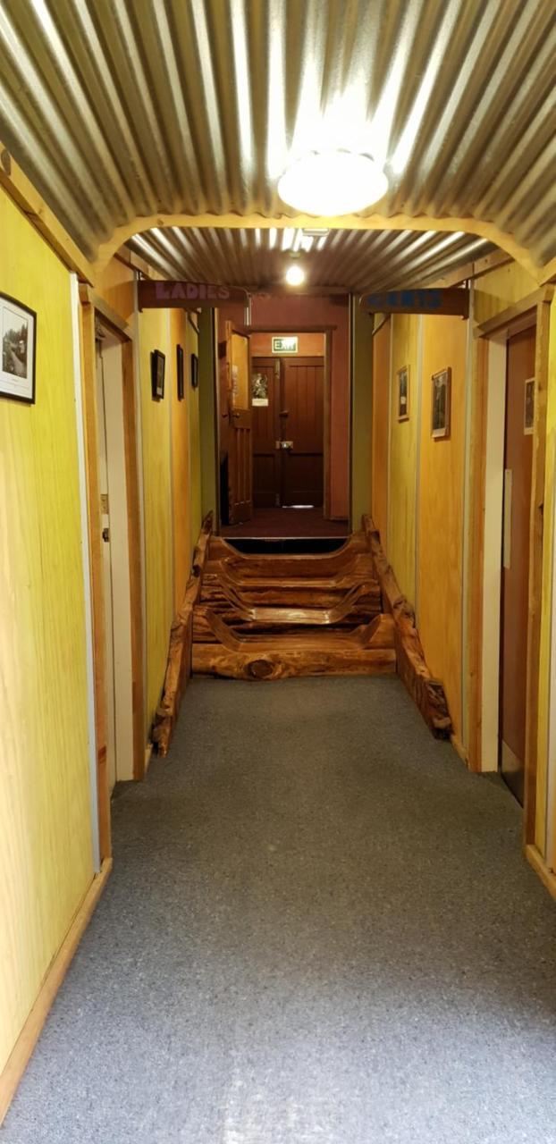 The Crossing Lodge Erua المظهر الخارجي الصورة